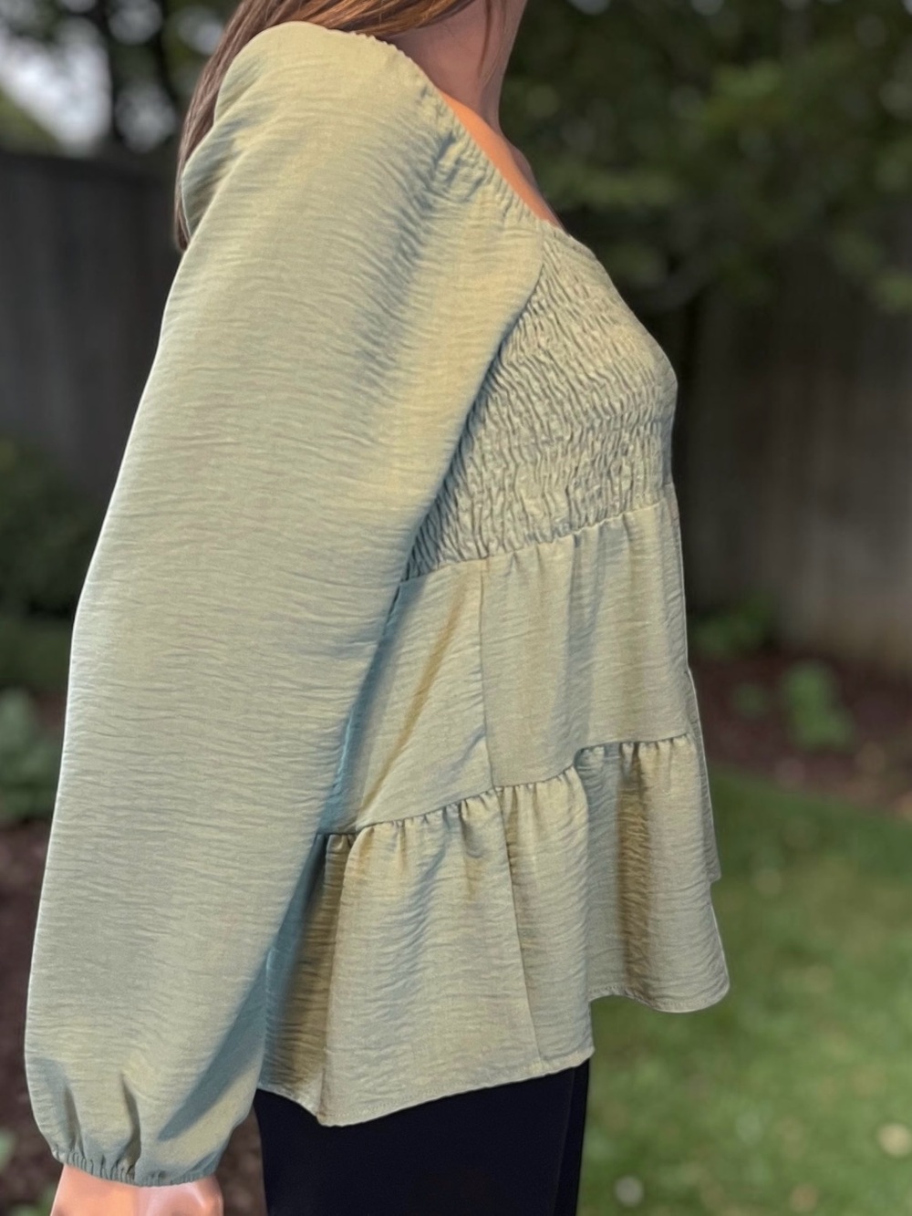 Paper Crane Sage Green Smocked Boho Babydoll Top Size L - Picture 7 of 7